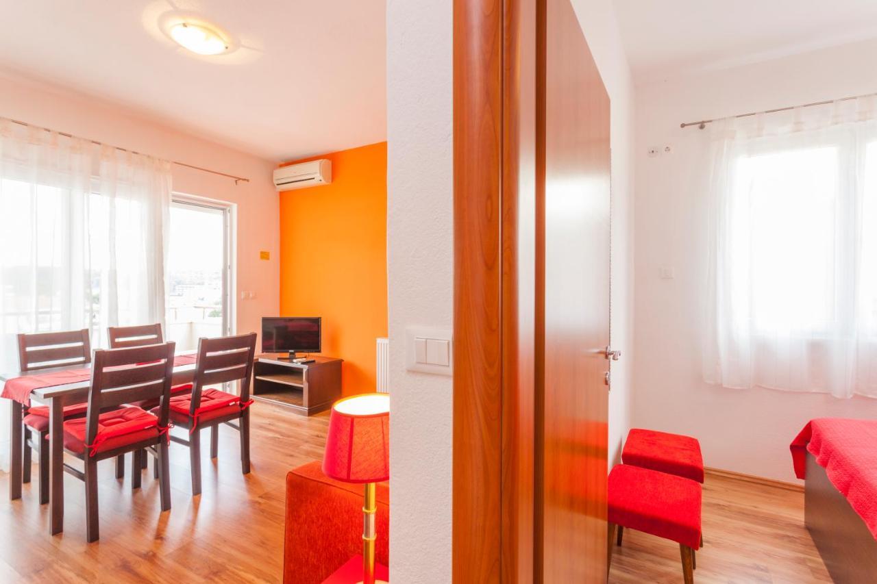 מאקרסקה Apartments & Rooms Alagic מראה חיצוני תמונה
