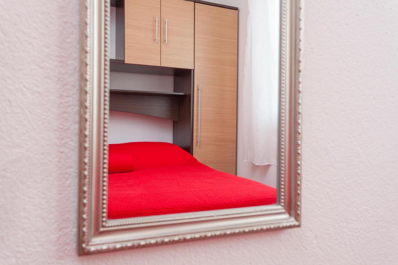מאקרסקה Apartments & Rooms Alagic מראה חיצוני תמונה