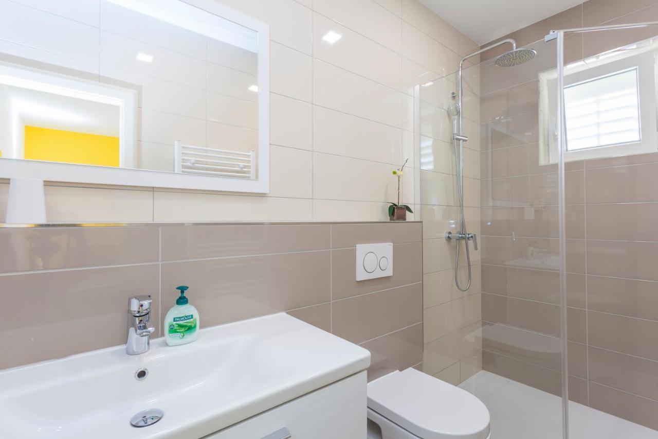 מאקרסקה Apartments & Rooms Alagic מראה חיצוני תמונה
