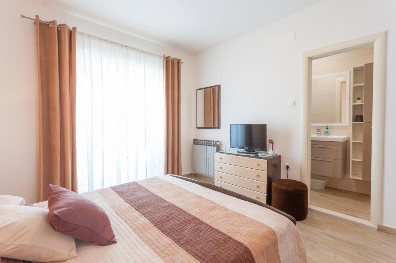 מאקרסקה Apartments & Rooms Alagic מראה חיצוני תמונה