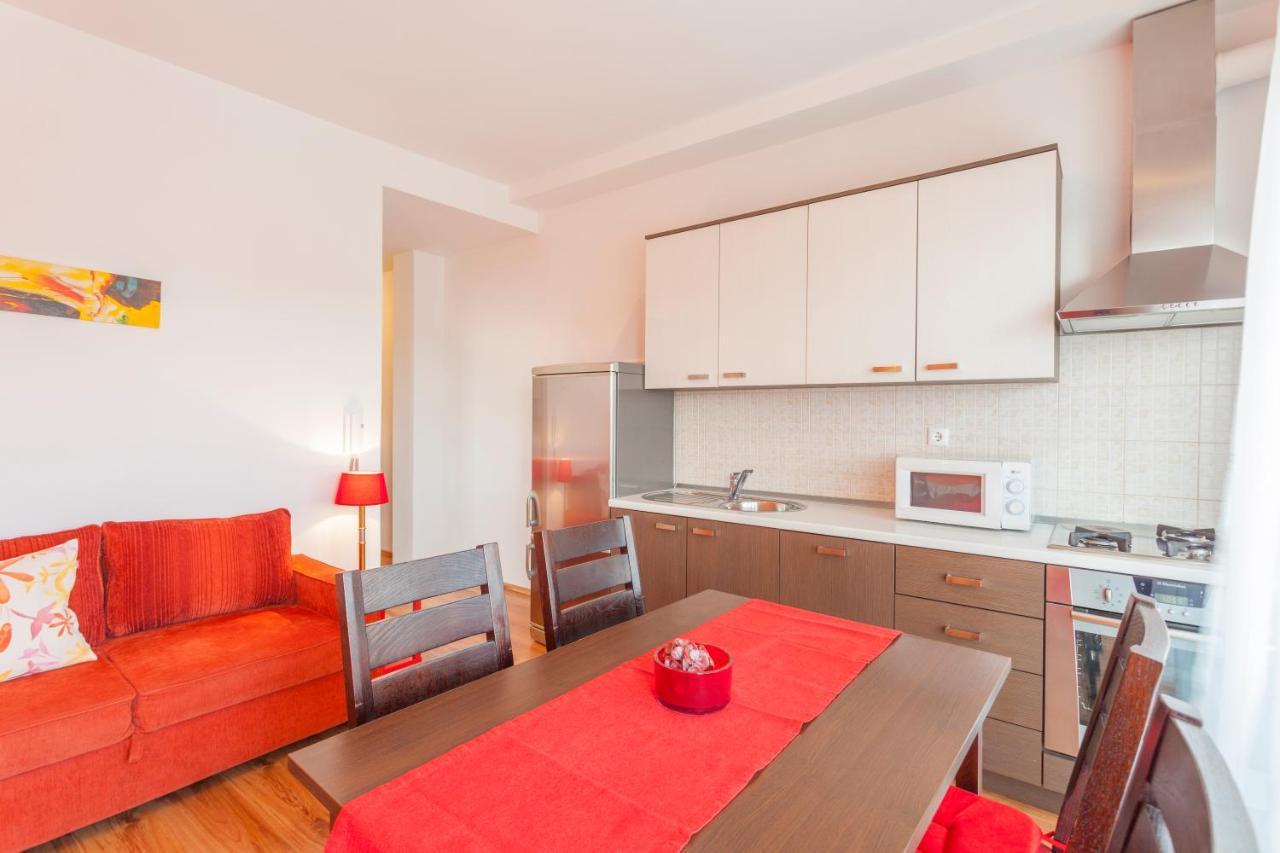 מאקרסקה Apartments & Rooms Alagic מראה חיצוני תמונה