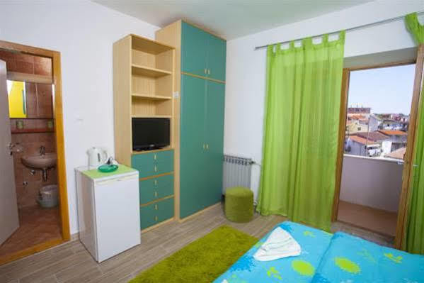 מאקרסקה Apartments & Rooms Alagic מראה חיצוני תמונה